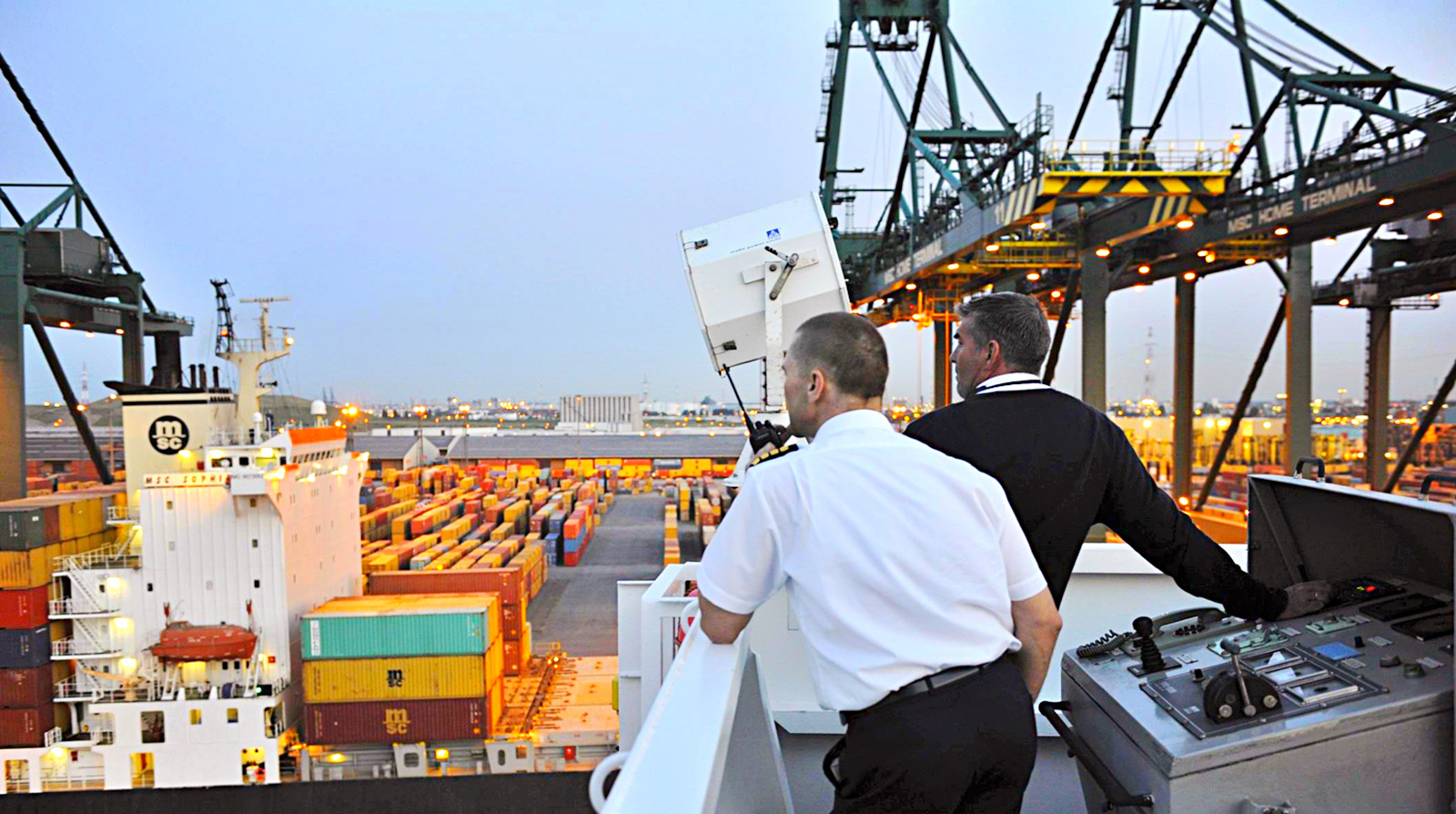 World premiere in port of Antwerp: digital platform for pilots and boatmen